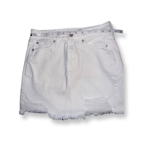 AMERICAN Eagle White Distressed Jean Skirt size XS - Picture 11 of 13